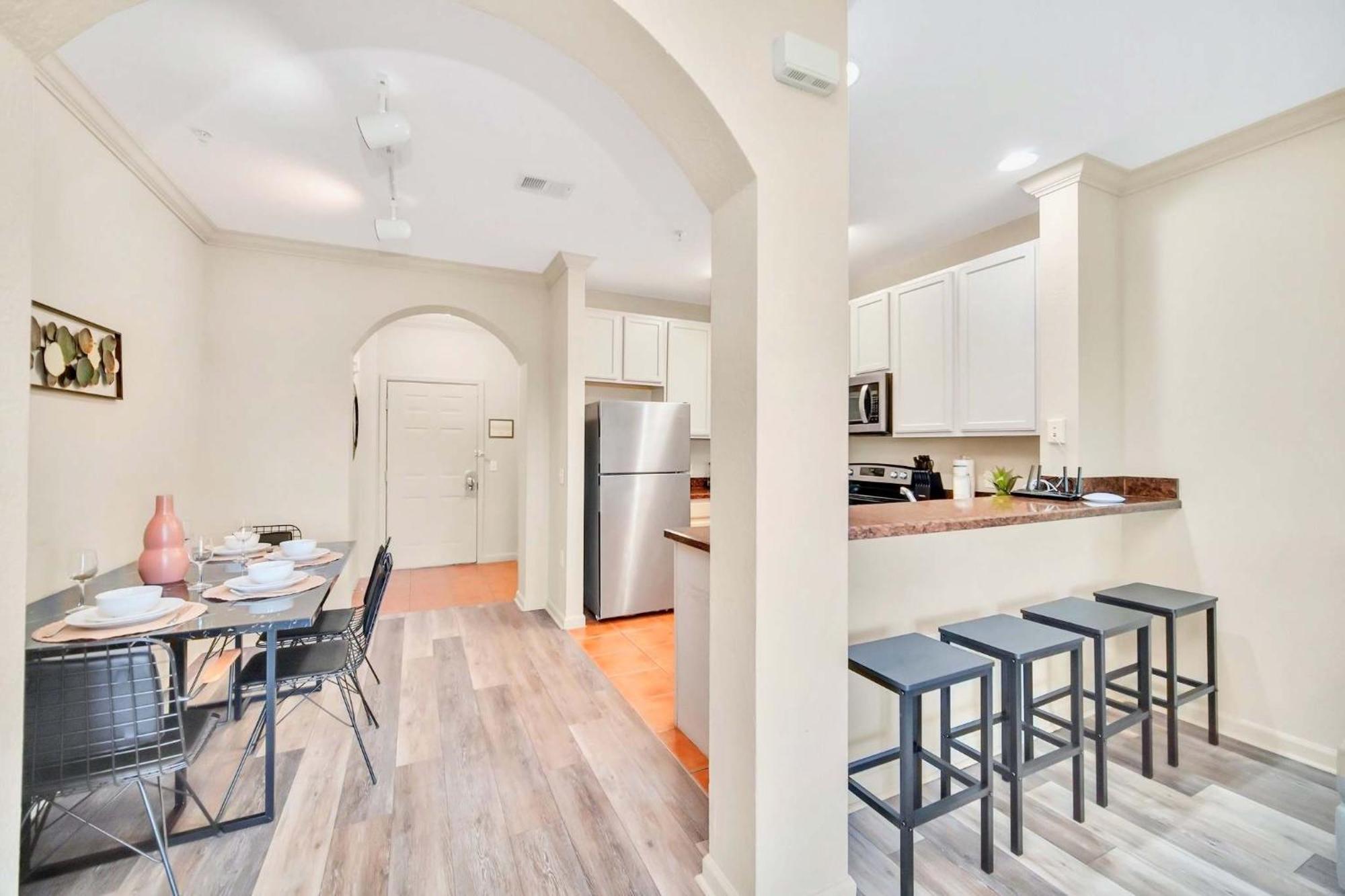 Modern 2Br Condo - Hot Tub And Pool - Near Disney Orlando Exteriör bild